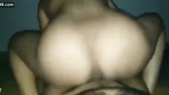 Tamil Aunty Getting Banged By Neighbor Guy In Secret Home Video