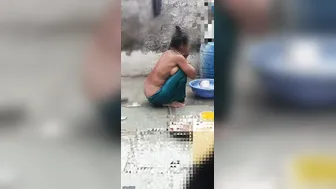 Watching Village Aunty Bathing Naked Outside Catching Her Wet