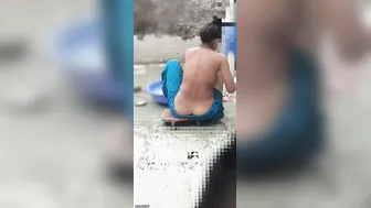 Watching Village Aunty Bathing Naked Outside Catching Her Wet