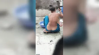 Watching Village Aunty Bathing Naked Outside Catching Her Wet