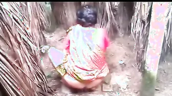 Secretly Filming My Neighbor Aunty Bending Over Showing Her Ass