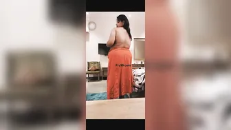Busty Indian Aunty Showing Off Her Massive Natural Boobs