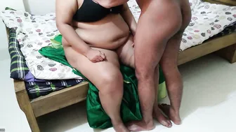 Stranger Fucking Indian Aunty On Valentines Day At Her Place