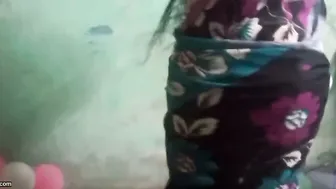 Village Housewife Changing Saree Caught On Camera Secretly