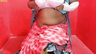 Tamil Aunty Moaning Loud Fingering Herself In Saree At Home