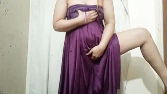 Curvy Babe Flaunting Her Big Tits And Fingering Ass At Night