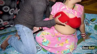 Slutty Bhabhi Riding Taxi Driver In Backseat For Free Ride Home