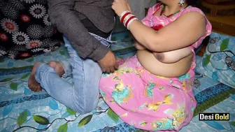 Slutty Bhabhi Riding Taxi Driver In Backseat For Free Ride Home