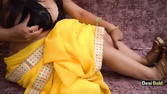 Desi Bhabhi Showing Off Her Big Tits Getting Pounded At Home