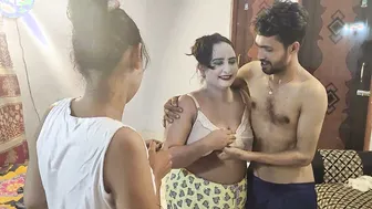 Best Homemade Threesome With Two Gorgeous Desi Girls Sharing Cock