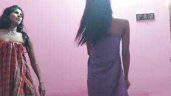 Dancing Naked With My Two GF's Before Threesome Fuck
