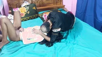 Tight GF Taking Two Thick Cocks Stretching Both Holes