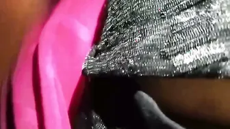 Desi Aunty Teasing Showing Her Big Cleavage To Seduce Neighbor