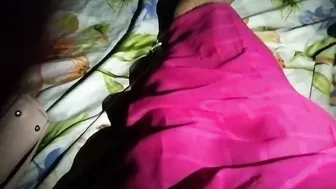 Desi Aunty Teasing Showing Her Big Cleavage To Seduce Neighbor