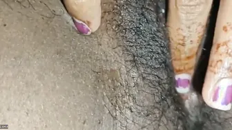 Tamil Aunty Fingering Herself Moaning Loud In Bedroom Alone