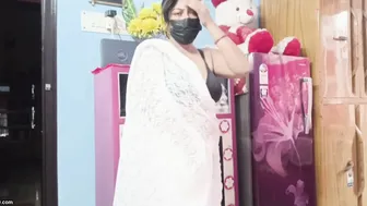 Horny Mature Aunty Changing Saree Playing With Hairy Pussy