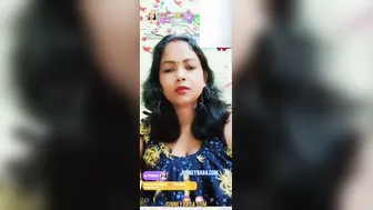 Desi Aunty Showing Her Naked Body Live On Private Video Call