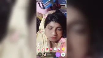 Sexy Aunty Exposing Her Big Tits And Wet Pussy On Private Video
