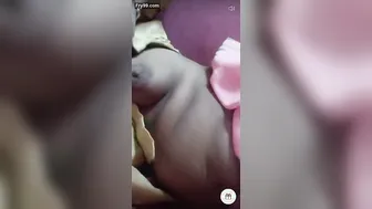 Sexy Aunty Exposing Her Big Tits And Wet Pussy On Private Video