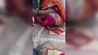 Thick Desi Aunty Taking It Deep In Her Tight Ass For Money