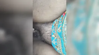 Horny Aunty Seducing Her Son In Law While Hubby Is At Work