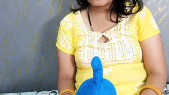 Horny Aunty Getting Her Tight Ass Fingered Then Fucked Loudly