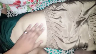 Making Curvy Desi Aunty Bend Over And Taking Her From Behind
