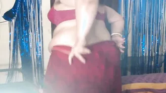 Big Boobs Aunty Stripping Naked On Webcam Showing Everything Off