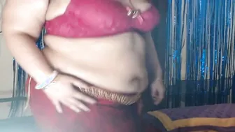 Big Boobs Aunty Stripping Naked On Webcam Showing Everything Off