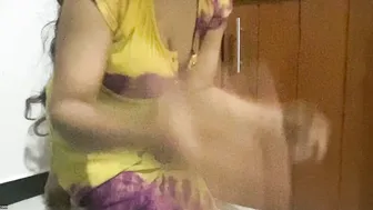 Desi Maid Aunty Earning Extra Money Doing Special Services At Home