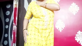 Chubby Desi Aunty Squirting Hard While Playing With Her Big Tits