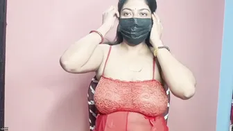 Desi Milf Aunty Masturbating Solo Moaning Loud And Squirting