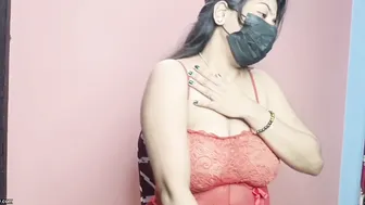 Desi Milf Aunty Masturbating Solo Moaning Loud And Squirting
