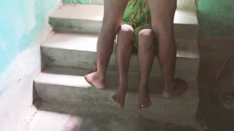Desi Aunty Streaming Live And Showing Off Her Sexy Body