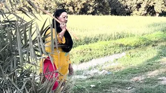 Desi Village Aunty Showing Her Daily Routine And Hot Lifestyle