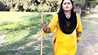 Desi Village Aunty Showing Her Daily Routine And Hot Lifestyle