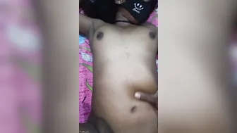 Village Bhabhi Fucking Her Lover Outdoors In The Open Fields