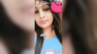 Thick Curvy Aunty Stripping Naked On Live Video Call For Me