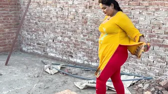 Desi Milf Sharing Her Daily Life Getting Naughty On Camera