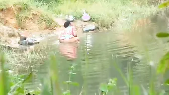 Village Aunty Caught Pissing Outdoors By The Lake In Public