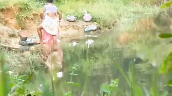 Village Aunty Caught Pissing Outdoors By The Lake In Public