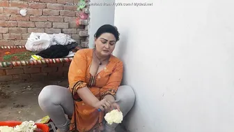 Village Housewife Cooking And Teasing Me In Her Tight Clothes