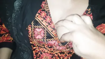 Horny Aunty Getting Wild Talking Dirty Showing Her Massive Tits