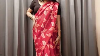 Big Ass Aunty Lifting Her Saree And Riding Hard On The Bed