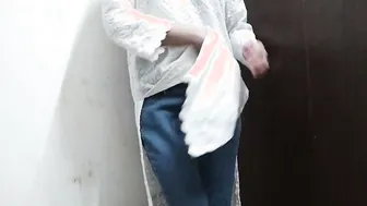 Aunty Seduced By Delivery Boy Ending Up Getting Fucked Hard