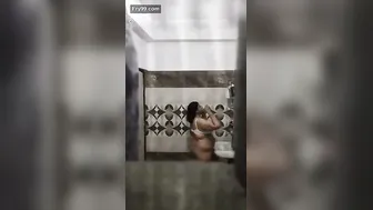 Spying On Naked Neighbor Aunty Bathing Through The Window