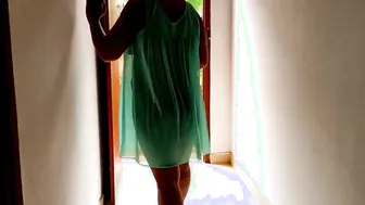 Curvy Desi Aunty Caught Bathing By Neighbor Secretly Filming Her