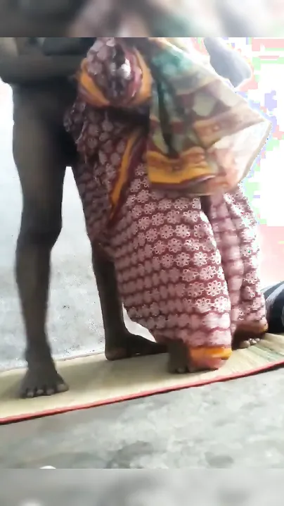 Tamil Aunty Fucking Young Local Boy For Cash In His Bedroom