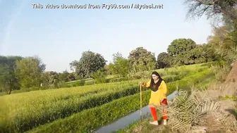 Village Aunty Showing Off Her Daily Routine Getting Naughty Alone