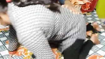 Fingering Aunty's Dripping Wet Pussy Until She Cums On My Hand